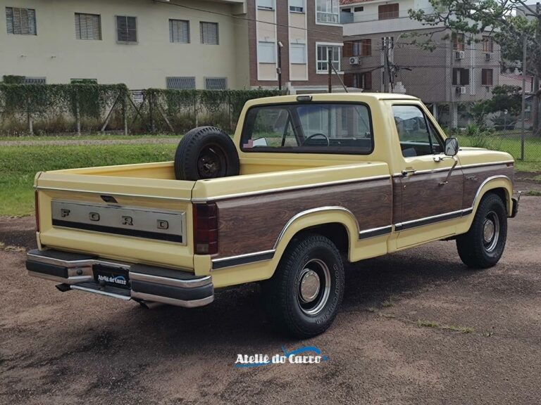 Ateliê do Carro | Ford F-100 Ranger V8 1981. Imponente, rara e belíssima!